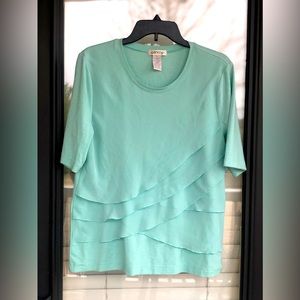 NWOT ORVIS 🌸beautiful blouse